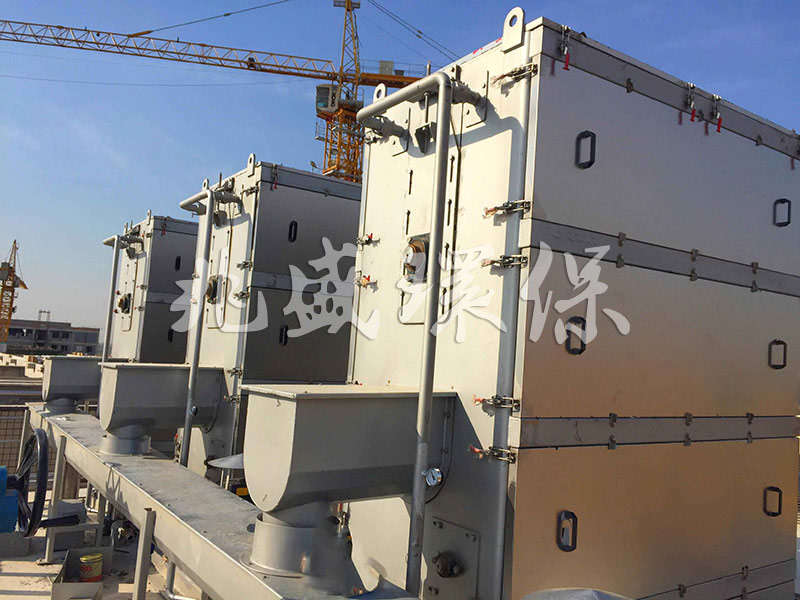 ZCK型垂直式孔板细格栅清污机