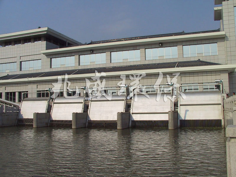 ZHG-II型回转式格栅清污机